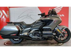 VENDO HONDA GL 1800 GOLD WING (2018 - 20) USATA A PEDEROBBA (CODICE 9683235) - MOTO.IT