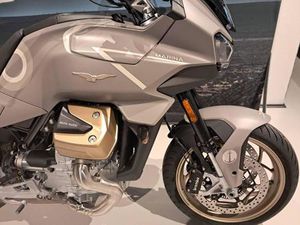 VENDO MOTO GUZZI V100 MANDELLO AVIAZIONE NAVALE (2023 - 24) NUOVA A SAN GIULIANO TERME (CODICE 9576606) - MOTO.IT