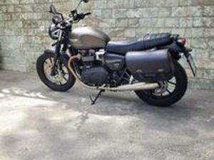 TRIUMPH STREET TWIN 900 ANNO 2021