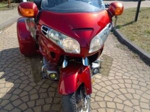 HONDA GL HONDA GL 1800 TRIKE