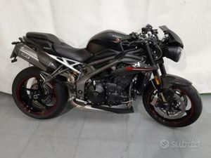 TRIUMPH SPEED TRIPLE 1050 RS