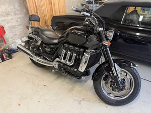 TRIUMPH ROCKET LLL ROADSTER
