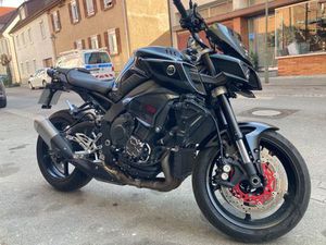 YAMAHA MT10