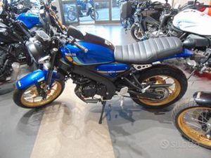 YAMAHA XSR 125 BLU NUOVA CV 15 KG 140 EURO 5