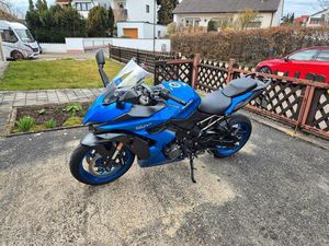 SUZUKI GSX-S1000 GT