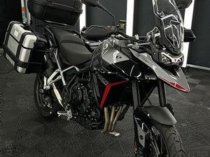 TRIUMPH TIGER 900 GT