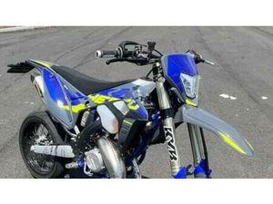 VENDO SHERCO 125 2T SM FACTORY (2023 - 25) USATA A CERRIONE (CODICE 9687748) - MOTO.IT