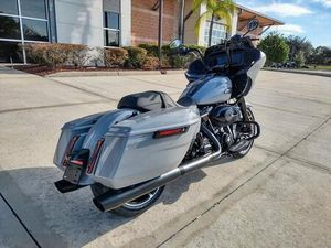 HARLEY-DAVIDSON ROAD GLIDE FLTRX