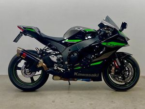 KAWASAKI ZX-10R AKRAPOVIC VINTER • 2025