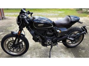 VENDO DUCATI SCRAMBLER 800 CAFÈ RACER (2017 - 21) USATA A PIACENZA (CODICE 9688613) - MOTO.IT