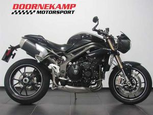 TRIUMPH SPEED TRIPLE S ZWART
