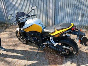 YAMAHA FZ1