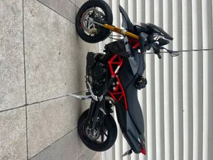 STUNNING APRILIA DORSODURO 900 - LIKE NEW !!!MUST GO!!