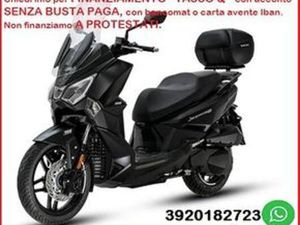 SYM JOYRIDE 300 - CI TROVIAMO AL CENTRO COMMERCIAL