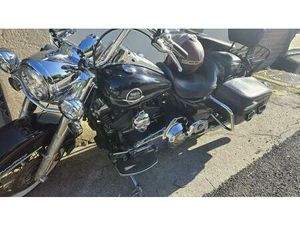 VENDO HARLEY-DAVIDSON 1584 ROAD KING CLASSIC (2007 - 10) - FLHRC USATA A TRAPANI (CODICE 9692821) - MOTO.IT