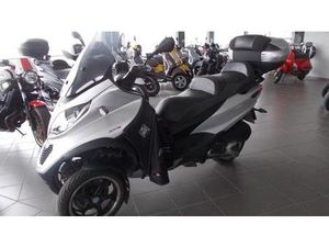 VENDO PIAGGIO MP3 300 IE SPORT LT ABS (2014 - 16) USATA A ALBA (CODICE 9693741) - MOTO.IT