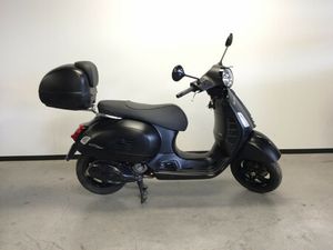 VESPA GTS 300 NOTTE