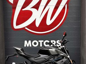 ② CF MOTO 450NK @ BW MOTORS MALINES