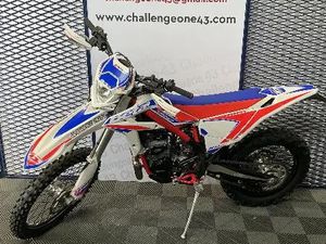 BETA XTRAINER 300 2022