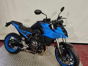 SUZUKI GSX-8S