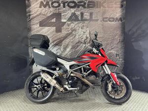 DUCATI HYPERSTRADA 821