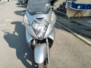 HONDA SILVER WING 400