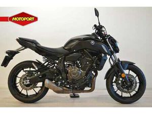 YAMAHA MT-07 ABS 35KW ZWART