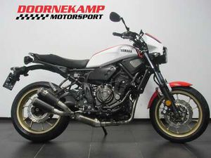 YAMAHA XSR 700 ABS ROOD