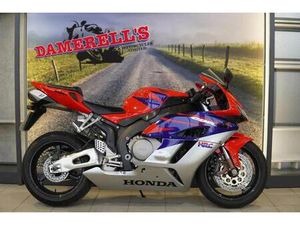 HONDA CBR1000RR FIREBLADE