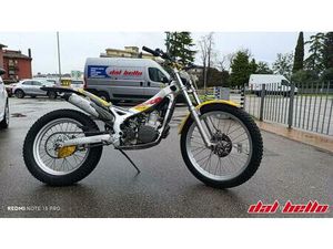 VENDO BETAMOTOR REV-3 250 (2002 - 05) USATA A CONEGLIANO (CODICE 9700209) - MOTO.IT