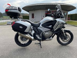 HONDA VFR 1200 X CROSSTOURER 2013 NOVÁ V ČR,ZIMNÍ VÝPRODEJ