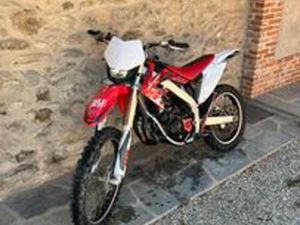 HM CRE SIX COMPETITION 2011