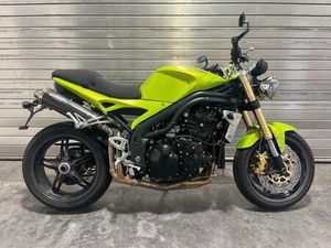 TRIUMPH SPEED TRIPLE 1050