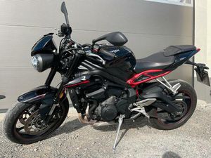TRIUMPH STREET TRIPLE