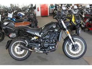 BENELLI LEONCINO 500 TRAIL ABS ERST 925KM 35KW/48PS