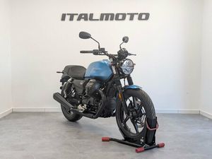 MOTO GUZZI V7 STONE