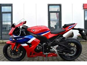 HONDA CBR 1000 RR - R FIREBLADE SOFORT 6 JAHRE GA.