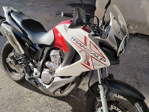 HONDA TRANSALP 700