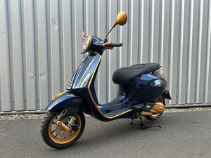 VESPA PRIMAVERA 125 E5 BLAU METALLIC , GOLD EDITION