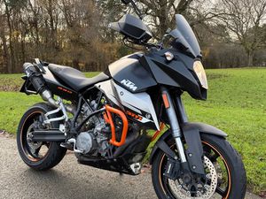 KTM 990 SMT