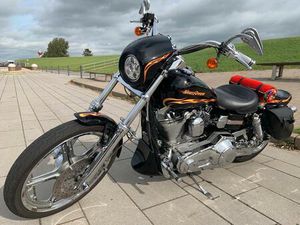 HARLEY DAVIDSON CVO DYNA WIDE GLIDE