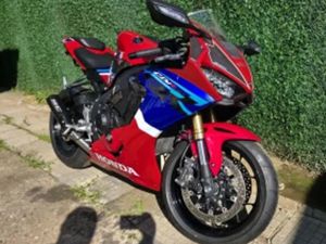 HONDA CBR 2023 HONDA CBR1000RR