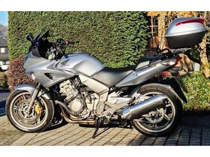 HONDA CBF 1000 SILBER 6.200 KM