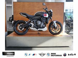 TRIUMPH TRIDENT TRIPLE