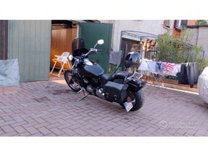 YAMAHA DRAGSTAR XVS 650