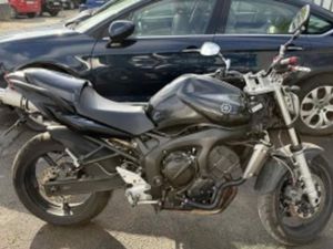 YAMAHA FZ6N