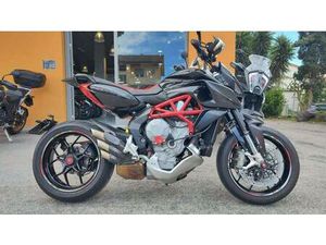 VENDO MV AGUSTA RIVALE 800 EAS ABS (2013 -17) USATA A PESCARA (CODICE 9712033) - MOTO.IT
