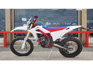 VENDO BETAMOTOR XTRAINER 300 2T (2022) USATA A PARMA (CODICE 9711493) - MOTO.IT