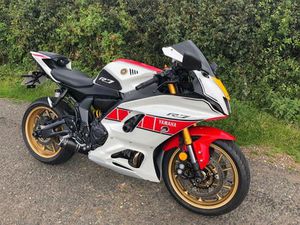 2024 YAMAHA YZF-R7 60TH ANNIVERSARY EDITION