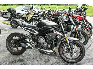 2018 TRIUMPH STREET TRIPLE RS MATT SILVER ICE RS